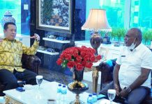 Bamsoet: Pertahankan Merauke Sebagai Lumbung Beras Nasional Bambang Soesatyo bersama Bupati Merauke Romanus Mbaraka