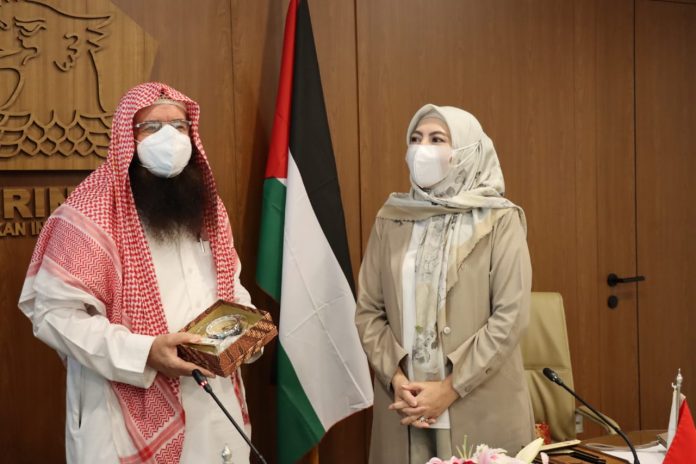 Himmatul Aliyah menerima kunjungan Ulama Besar Palestina Syech Muraweh Mousa Nassar Himmatul Aliyah menerima kunjungan Ulama Besar Palestina Syech Muraweh Mousa Nassar