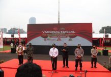 Tekan Kasus Covid-19, Kapolri, Panglima TNI dan Menkes Kebut Vaksinasi