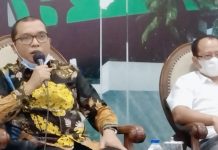 Meski Terkena Dampak Pandemi, DPR Tetap akan Berjuang untuk Rakyat Achmad Baidhowi bersama Karyono Wibowo dalam diskusi Dialektika Demokrasi di Media Center Kompleks Parlemen, Senayan
