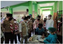 Gelar Vaksinasi, Kwarcab Pramuka Jakbar Gandeng Ikatan Abang None