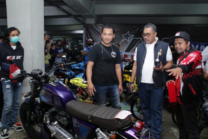 Jaziul Fawaid bersama Komunitas Motor
