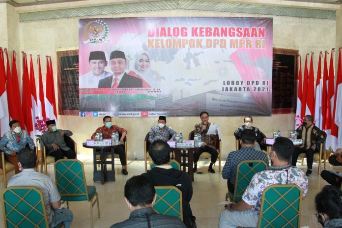 Kelompok DPD di MPR Gelar Dialog Kebangsaan di Lobby DPD RI Kelompok DPD di MPR Gelar Dialog Kebangsaan di Lobby DPD RI