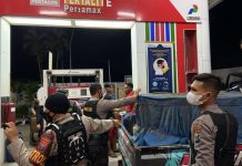 Polres Jember Amankan 3 Unit Mobil serta 26 Drum Berisi BBM