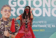 Gus Jazil Minta Pemerintah Lestarikan Seni Budaya Tari Topeng Cirebon