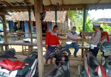 Lagi, Satlantas Polres Kendal Sosialisasi Prokes dan Bagikan Masker