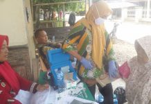 Sasar 200 Warga, Puskesmas Pasekan Gelar Vaksinasi Door to Door