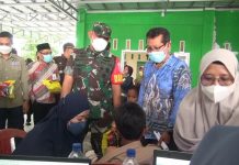 Perkuat Sinergitas, Dandim Dampingi Kapolres Tanbu Pantau Vaksinasi Serentak