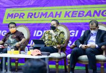 Jenderal Andika Jadi Panglima TNI, MPR: Semoga Tetap Menjaga Persatuan dan Kedaulatan NKRI Dave Laksono bersama Abdul Kharis Almasyahri dalam diskusi Empat Pilar MPR