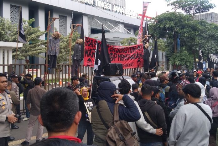 Forum Dago Melawan Datangi Kejati Jabar