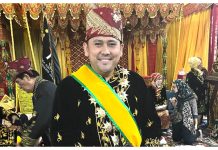 M Syukur Dianugerahi Gelar Adat dari LAM Provinsi Jambi
