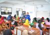 Cegah Stunting, Syarief Hasan Beri Bantuan Susu Ibu Hamil dan Makanan Tambahan Balita