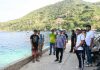 Bareng Para Pemuda Idepreneurs Club Fadel Muhammad Nikmati Wisata Bahari Olele