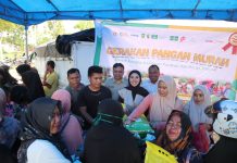 Senator Sewitri Gelar Gerakan Pangan Murah di Pelalawan