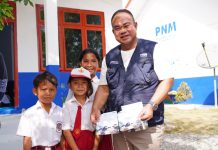 Kala Anak Nasabah PNM Mekaar Berkata “Orang Tua Saya Berjuang di Sawah, Saya Berjuang di Sekolah