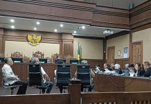 Mentahkan Tuntutan Jaksa, Advokat Minta Hakim Bebaskan Terdakwa Kasus LPEI