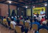 Alfons Manibui Ajak Masyarakat Teluk Bintuni Rawat Persatuan dan Gotong Royong
