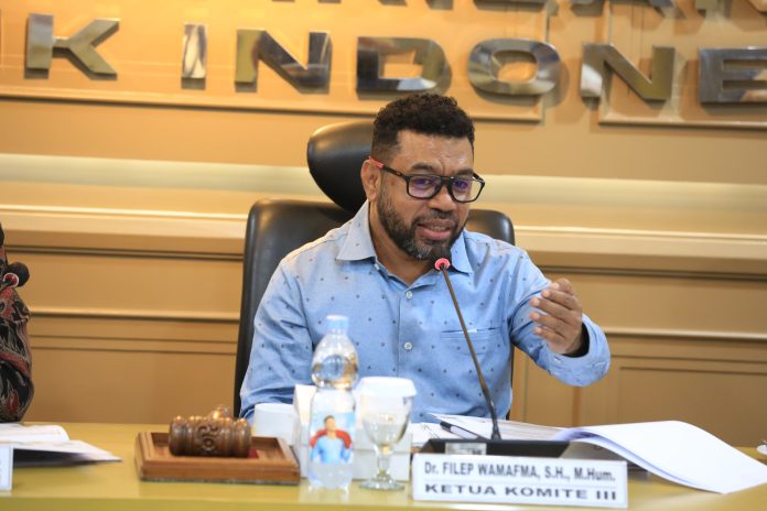 Wakil Ketua Pansus Papua DPD Filep Wamafma