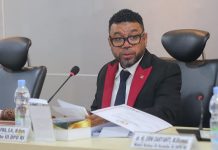 Senator Filep Wamafma Terus Perjuangkan Peningkatan Revitalisasi Sekolah di Papua Barat