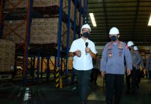 Penuhi Kebutuhan Masyarakat, Kapolri Tinjau Pabrik Migor di Bekasi