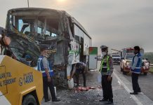 Hantam Truk , Kernet dan Satu Penumpang Bus PT Chandra Meninggal dan 7 Luka – luka