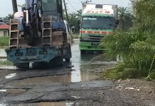 Jalan Rusak dan Berlubang, Kades Cimpedak Lobang: Kita Perbaiki