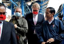 MPR Acungkan Jempol Jokowi Temui Presiden Ukraina dan Rusia di Tengah Perang Jokowi berkunjung ke Ukraina Menggunakan Jalur Kereta Api