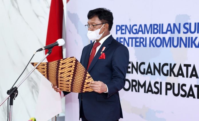 Menkominfo Kukuhkan 7 Anggota KIP Periode 2022-2026
