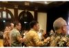 Joget Dangdut di Tengah Harga Beras Naik, Komisi IV: Mentan Nggak Ada ‘Sense of Crisis’ Mentan Syahrul Yasin Limpo Sedang Berjoget dangdut bersama Jajarannya dalam sebuah Rakornasi di Kementerian Pertanian