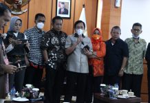 DPD Bahas Demokrasi dan Konstitusi dengan Perhimpunan Menemukan Kembali Indonesia Sultan B Najamudin bersama Perhimpunan Menemukan Kembali Indonesia